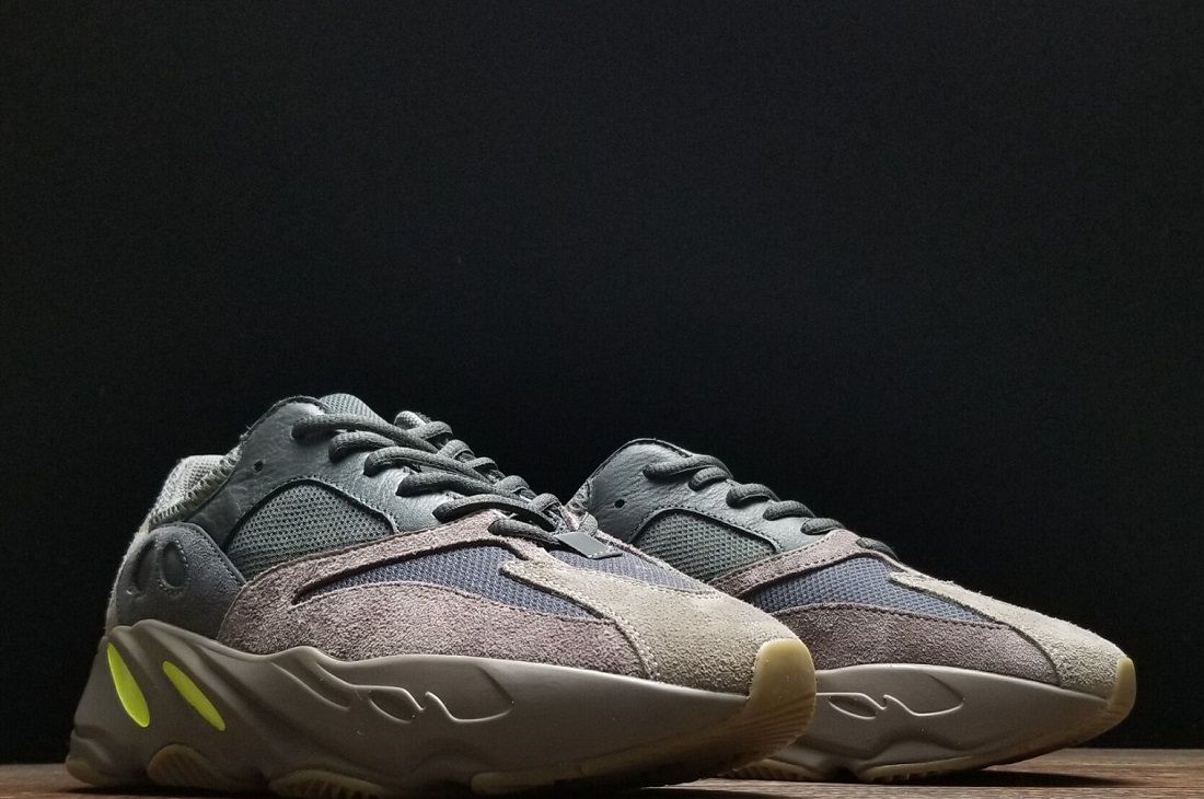 Yeezy 700 Mauve Replica Sneakers for Cheap (5)